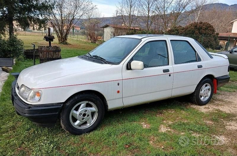 Usata Ford Sierra 1991 Bianco Berlina