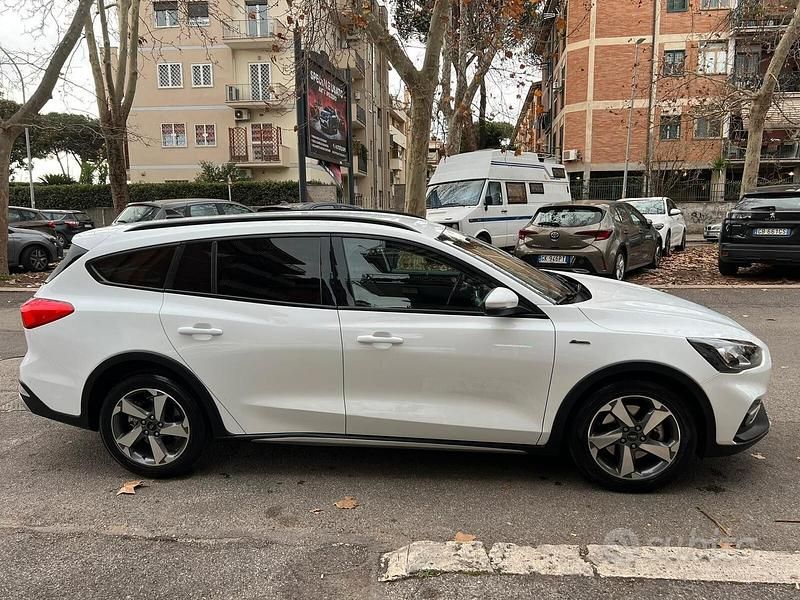 Usata Ford Focus Active X 120 CV (88 kW) 2021 Bianco Station wagon
