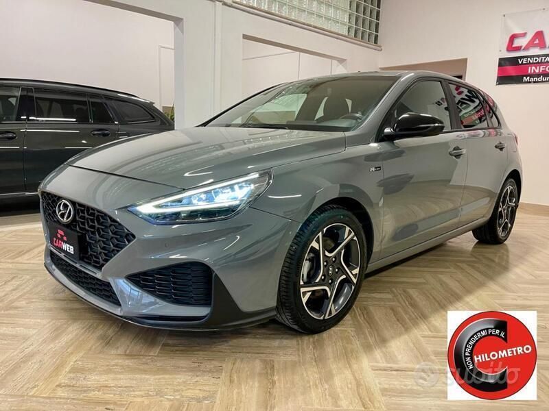 Grigio Usata 2021 Hyundai i30 N Line Tre volumi | 16.490 € (Buon prezzo) - Immagine 1/4