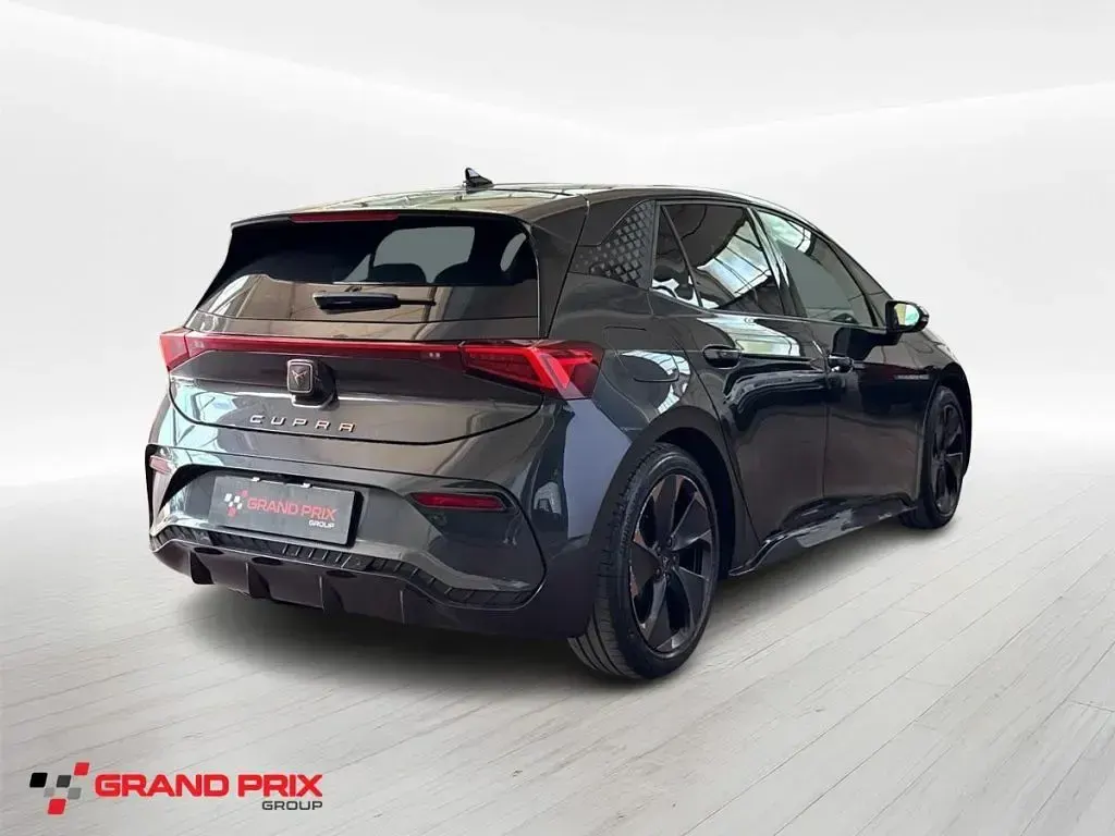 Usata Cupra Born 69 kW (95 CV) 2022 Grigio Utilitaria