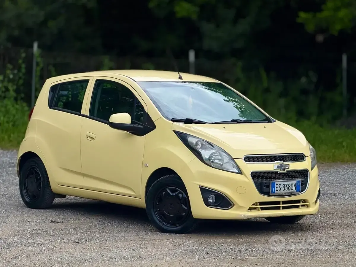 Usata Chevrolet Spark 79 CV (58 kW) 2013 Giallo Utilitaria