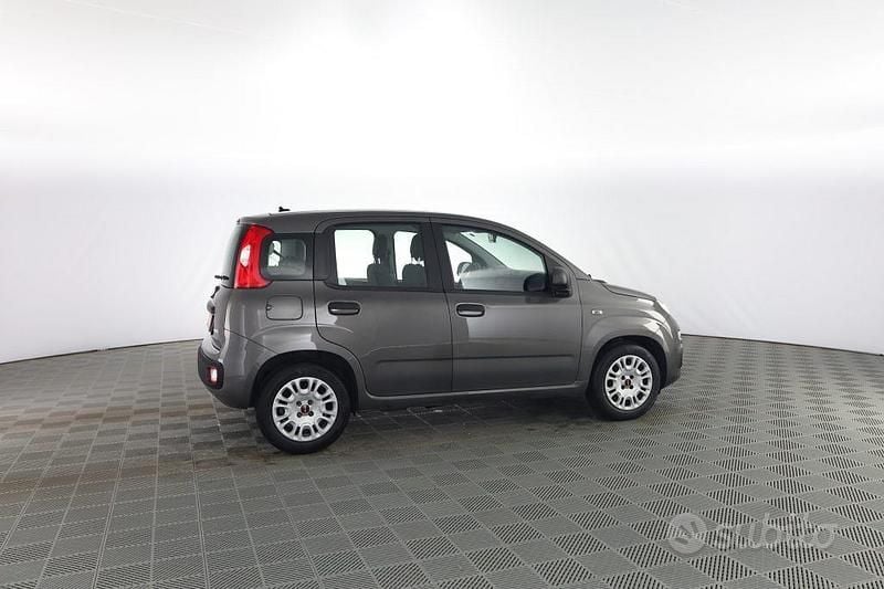 Usata Fiat Panda Easy 70 CV (51 kW) 2020 Grigio maestro Utilitaria