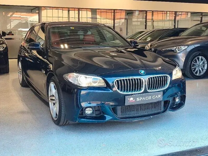 Usata BMW 530 Comfort Edition 258 CV (189 kW) 2015 Nero Station wagon