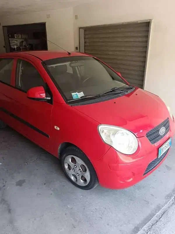 Usata Kia Picanto 60 CV (44 kW) 2008 Rosso Utilitaria