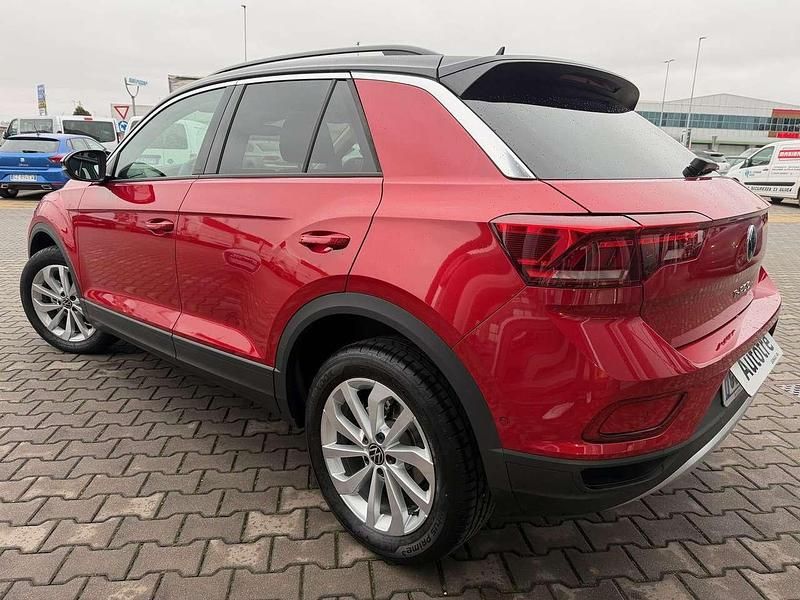 Usata VW T-Roc Life 116 CV (85 kW) 2025 Rosso SUV