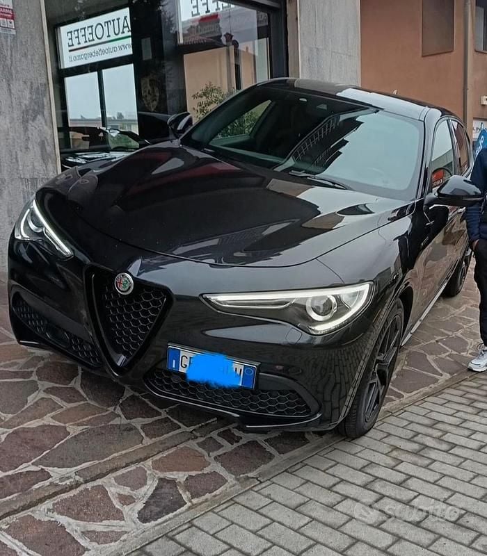 Usata Alfa Romeo Stelvio Veloce 210 CV (154 kW) 2021 Nero SUV