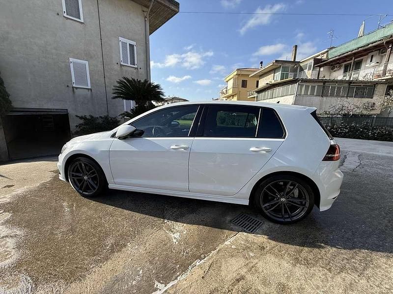 Usata VW Golf VII R-line 110 CV (80 kW) 2017 Bianco Berlina