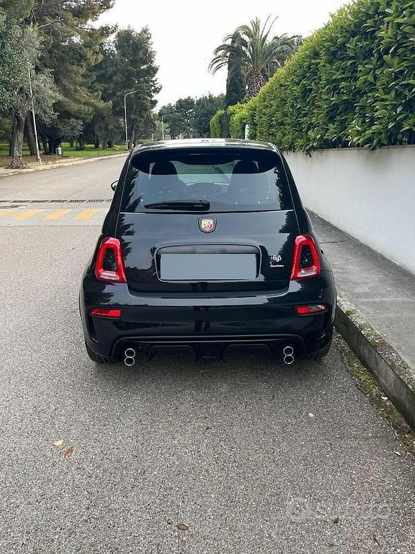 Usata Abarth 695 Turismo 180 CV (132 kW) 2024 Utilitaria
