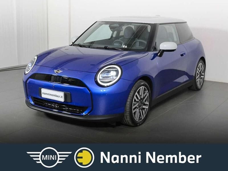 Nuova Mini Cooper Classic 134 kW (183 CV) 2025 Blu/azzurro Utilitaria