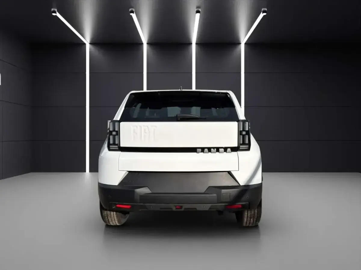 Nuova Fiat Grande Panda Icon 101 CV (74 kW) 2026 Bianco gelato Utilitaria
