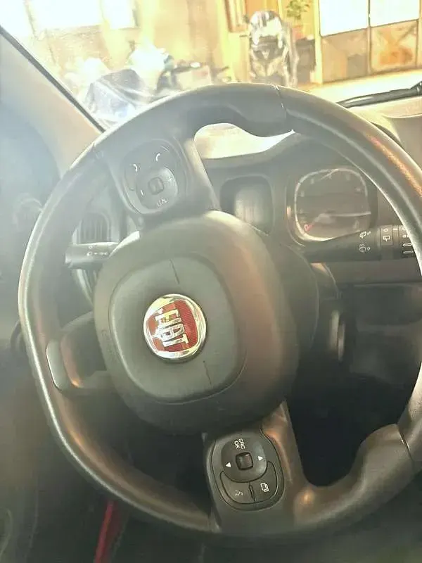 Usata Fiat Panda Easy 69 CV (50 kW) 2019 Blu/azzurro Utilitaria