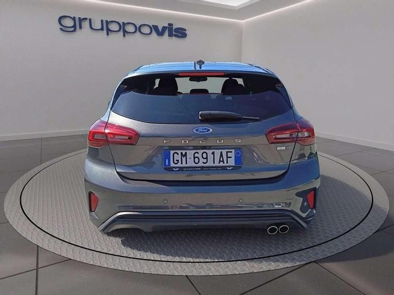 Usata Ford Focus ST-Line 125 CV (91 kW) 2023 Magnetic grey Berlina