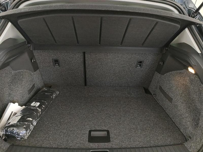 Nouvelle Seat Arona Black Edition 95 ch (69 kW) 2026 Gris SUV