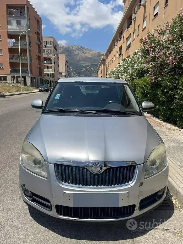 Usata Skoda Fabia 69 CV (50 kW) 2008 Grigio Berlina