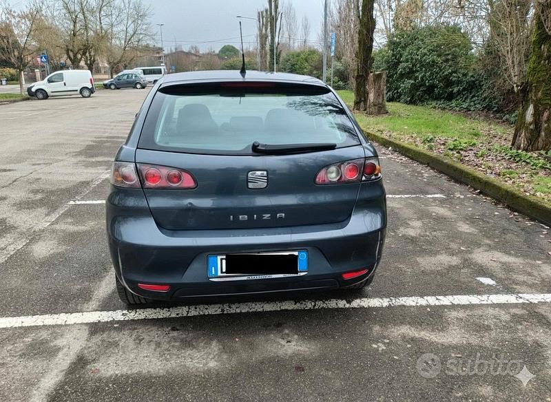 Usata Seat Ibiza Stylance 2006 Grigio Utilitaria