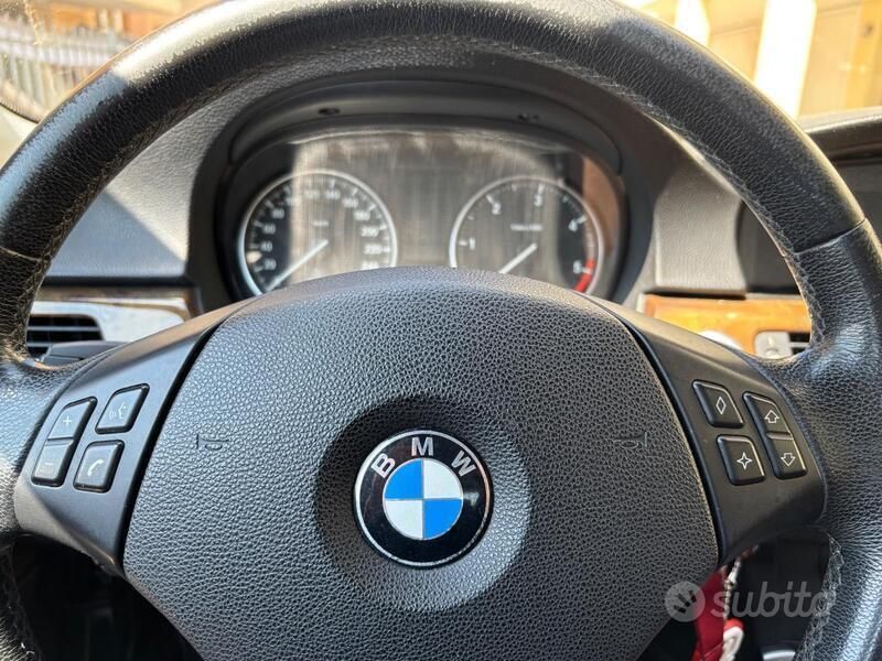 Usata BMW 320 2007 Blu Station wagon