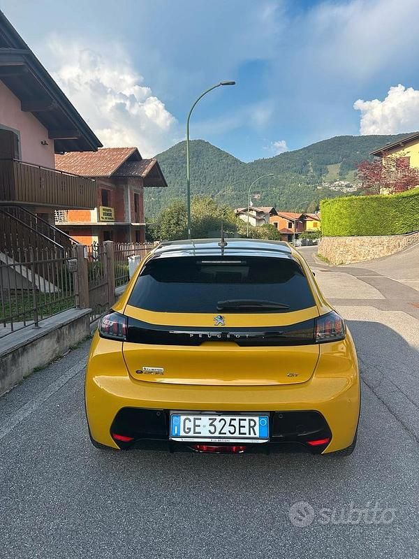 Usata Peugeot 208 GT 100 kW (136 CV) 2021 Giallo Utilitaria