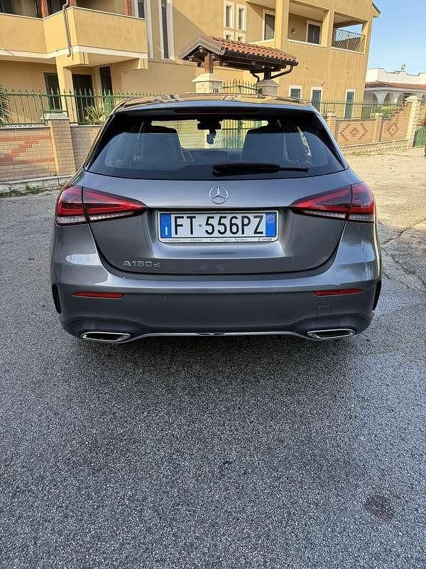 Usata Mercedes A180 Premium 116 CV (85 kW) 2019 Berlina