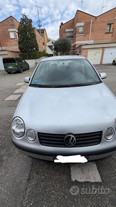 Occasion VW Polo 64 ch (47 kW) 2004 Gris Citadine