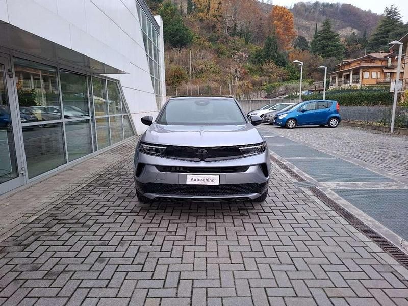 Usata Opel Mokka 131 CV (96 kW) 2025 Grigio SUV