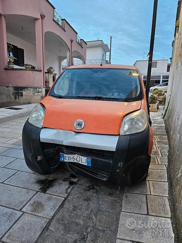 Usata Fiat Fiorino 75 CV (55 kW) 2010 Rosso Monovolume