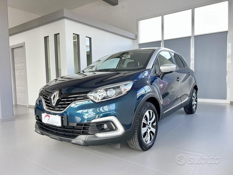 Usata Renault Captur 90 CV (66 kW) 2019 Blu SUV