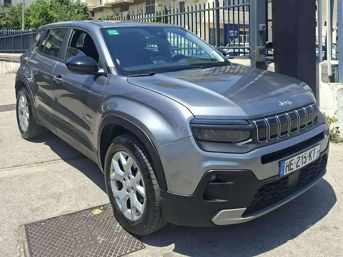 Usata Jeep Avenger 101 CV (74 kW) 2025 Grigio SUV