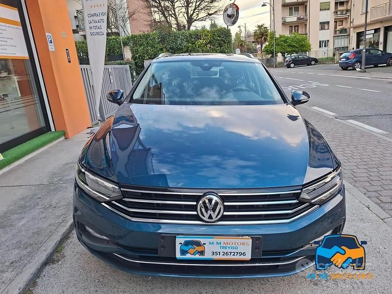 Usata VW Passat Business 150 CV (110 kW) 2020 Blu/azzurro Station wagon