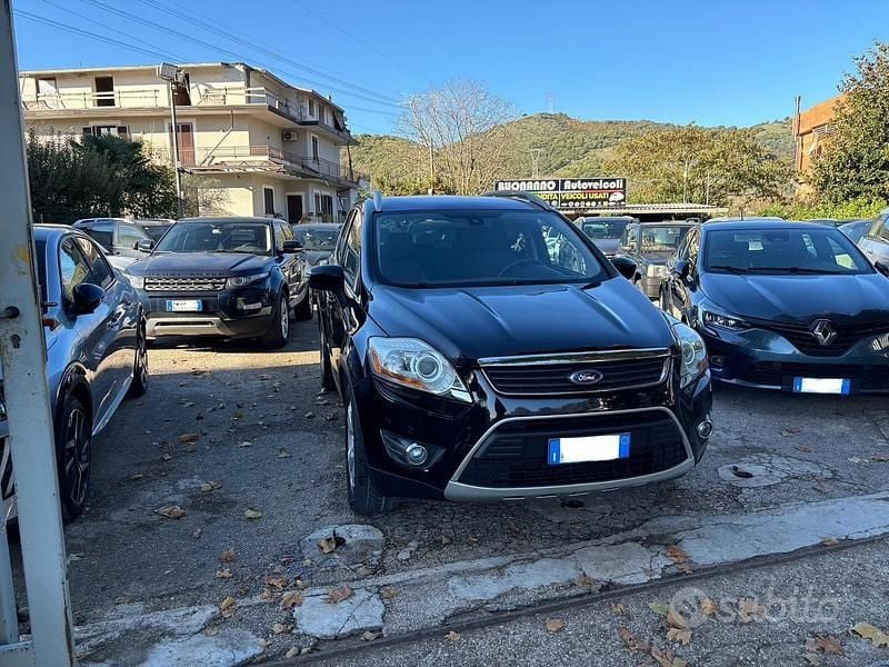 Usata Ford Kuga 163 CV (119 kW) 2010 Blu SUV