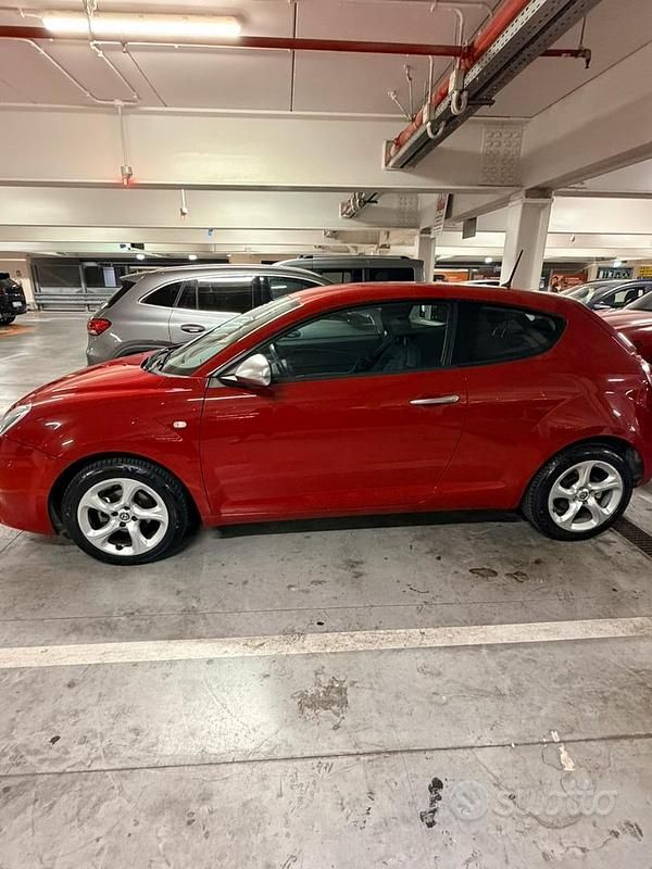 Usata Alfa Romeo MiTo 70 CV (51 kW) 2016 Rosso Utilitaria