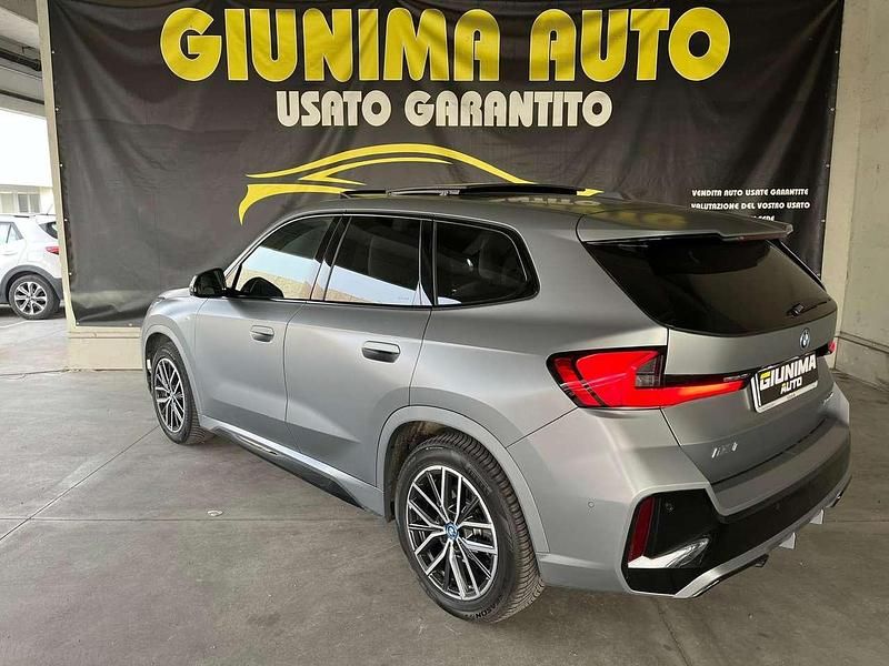 Usata BMW iX1 M Sport 94 kW (128 CV) 2023 Grigio SUV