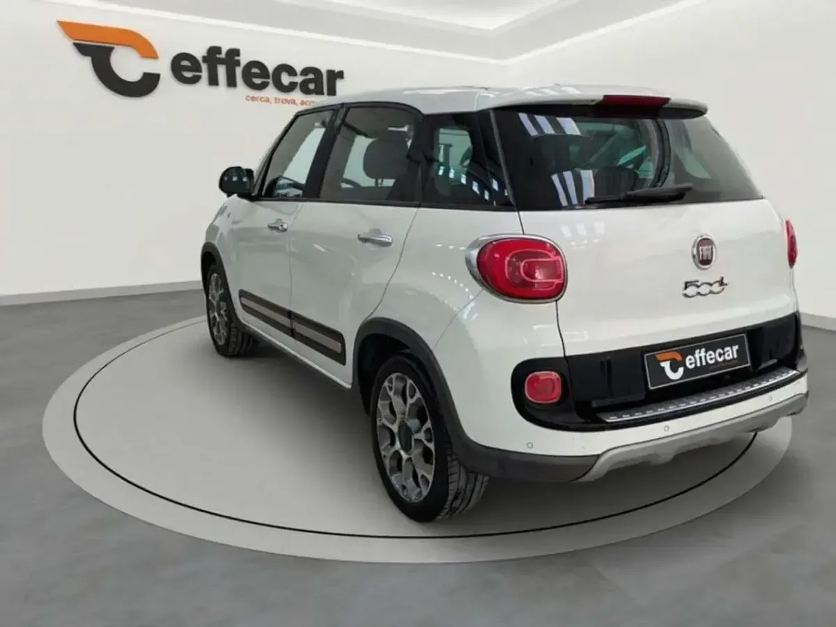 Usata Fiat 500L Trekking 84 CV (61 kW) 2014 Bianco Monovolume