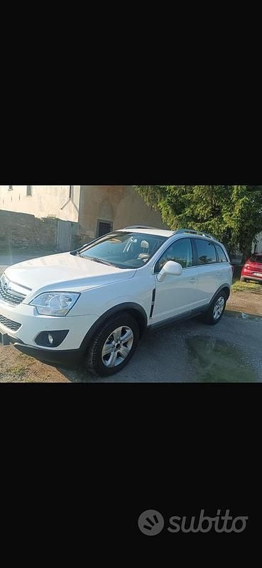 Usata Opel Antara 150 CV (110 kW) 2014 Bianco SUV