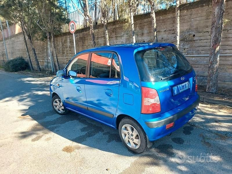 Usata Hyundai Atos Prime 58 CV (42 kW) 2004 Blu Utilitaria