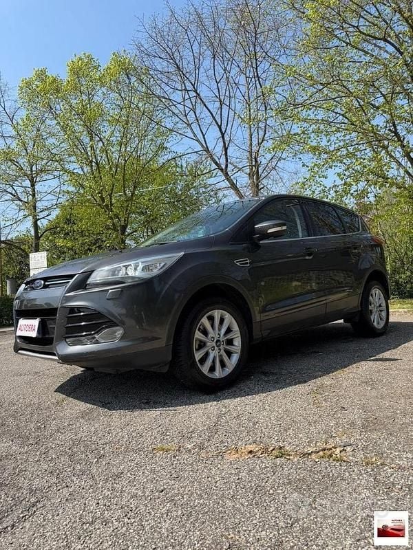 Usata Ford Kuga S 151 CV (111 kW) 2015 SUV