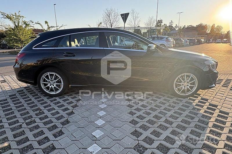 Begagnad Mercedes CLA200 Executive 136 HK (100 kW) 2015 Svart Kombi