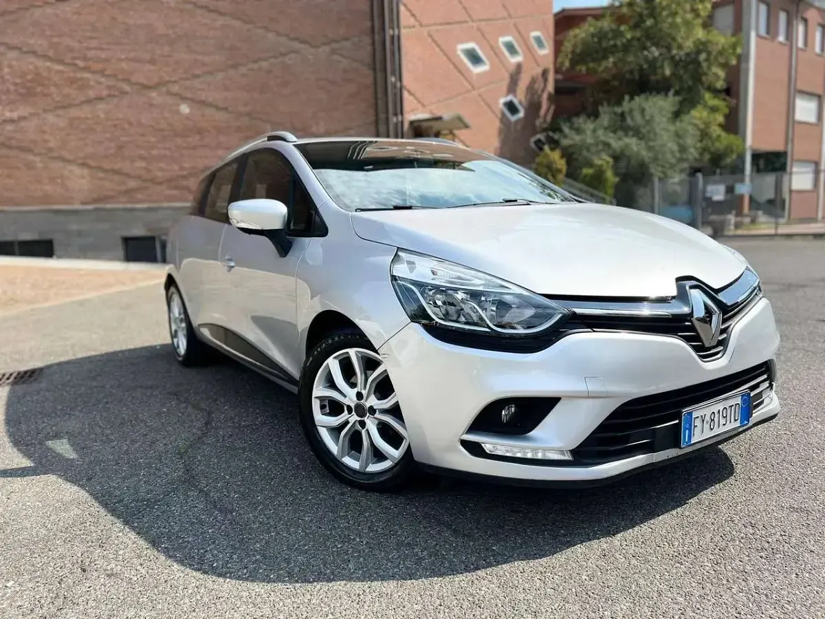 Usata Renault Clio GrandTour Life 90 CV (66 kW) 2019 Argento Station wagon