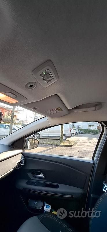 Usata Dacia Sandero Extreme 91 CV (66 kW) 2024 Bianco Berlina