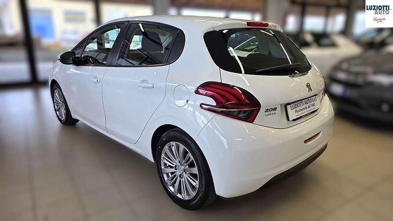 Usata Peugeot 208 Active 82 CV (60 kW) 2017 Bianco Utilitaria