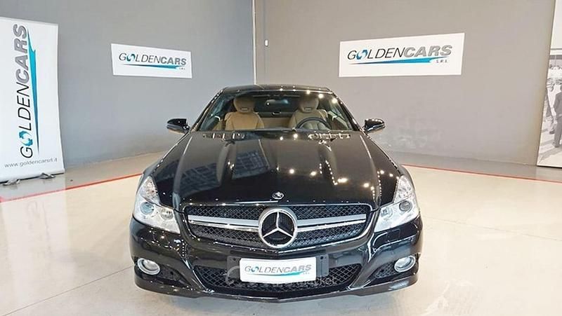 Usata Mercedes SL300 AMG 231 CV (169 kW) 2010 Nero ossidiana Cabrio