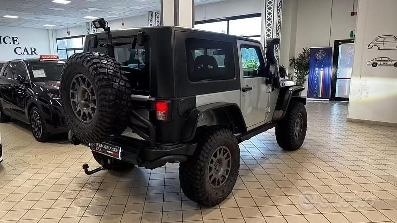 Usata Jeep Wrangler 200 CV (147 kW) 2018 Grigio SUV