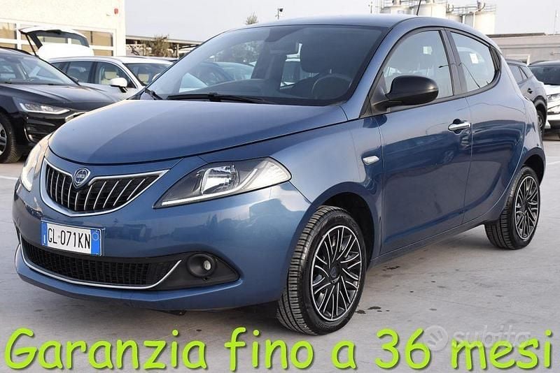 Usata Lancia Ypsilon S 69 CV (50 kW) 2022 Blu Utilitaria
