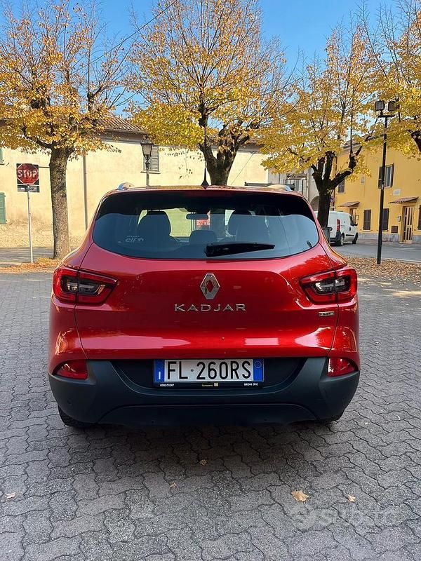 Usata Renault Kadjar Zen 110 CV (80 kW) 2017 Rosso SUV