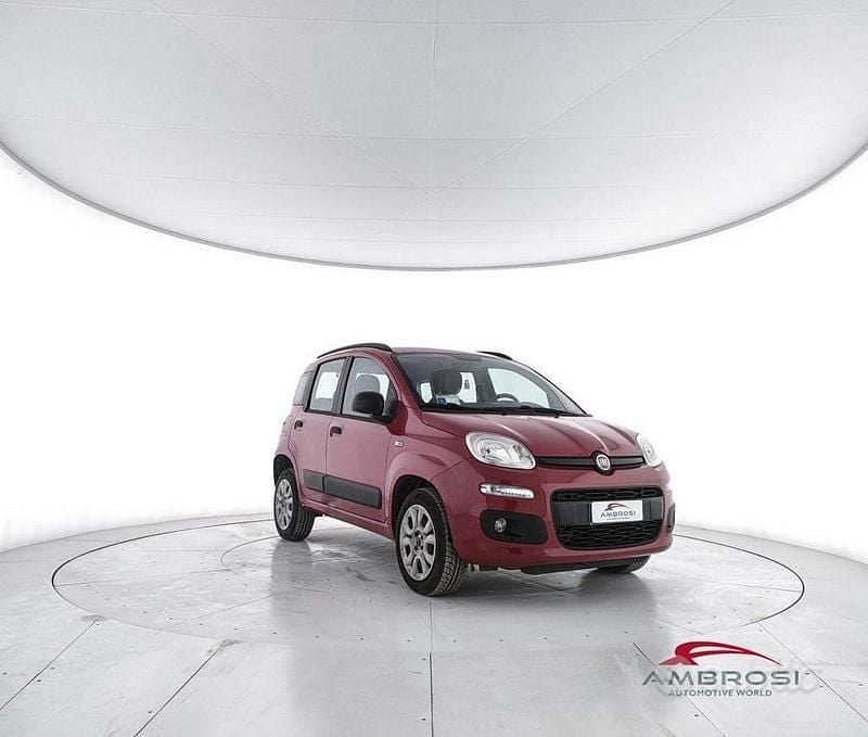 Usata Fiat Panda Easy 84 CV (61 kW) 2013 Rosso Utilitaria