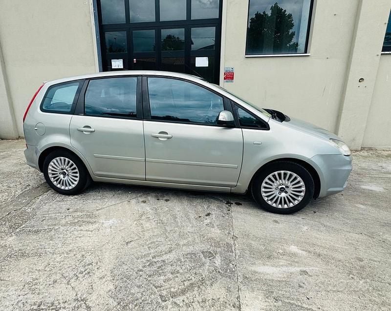 Usata Ford C-MAX Titanium 115 CV (84 kW) 2009 Grigio Monovolume