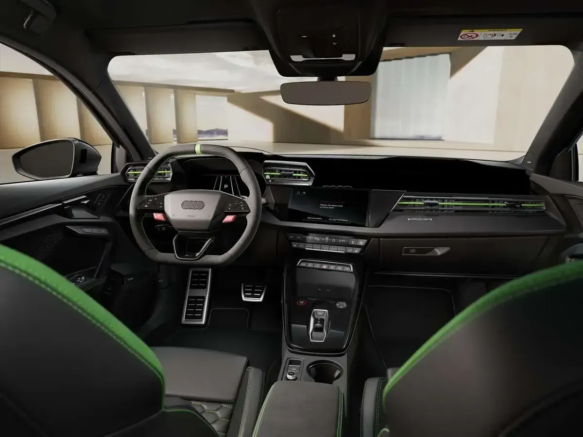 Nuova Audi RS3 Design 400 CV (294 kW) 2026 Nero Berlina