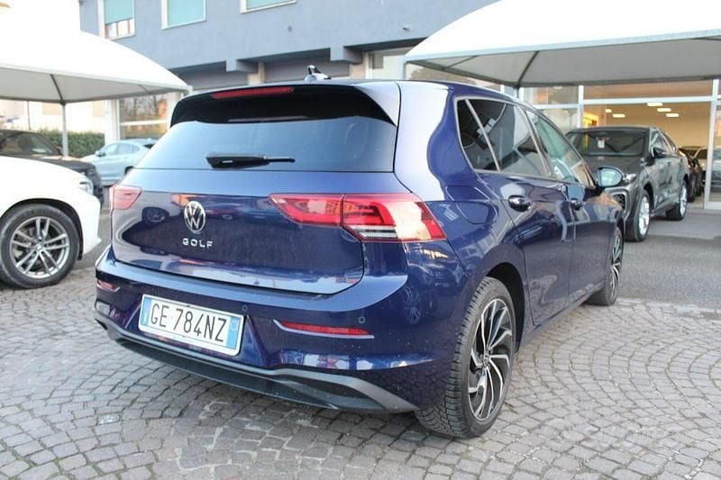 Usata VW Golf VII Life 2021 Blu Utilitaria
