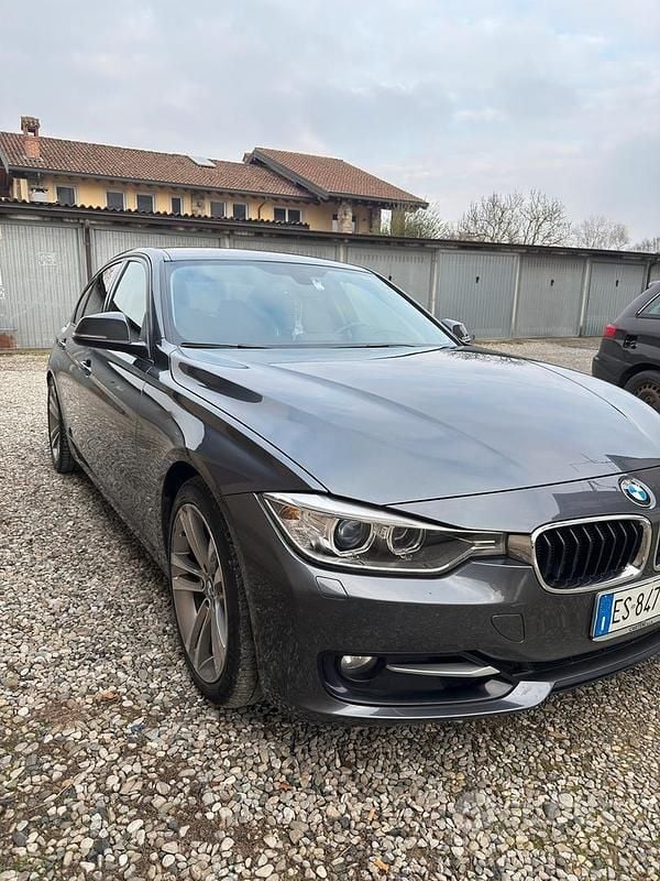 Usata BMW 325 218 CV (160 kW) 2013 Grigio Berlina