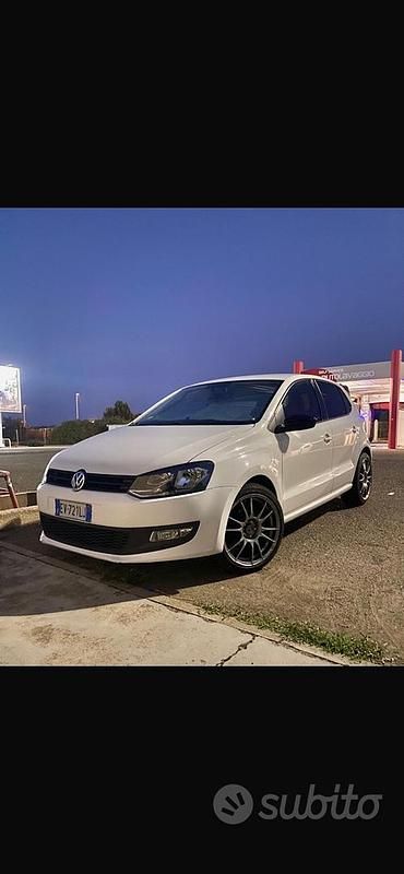Usata VW Polo Sound 60 CV (44 kW) 2014 Bianco Berlina
