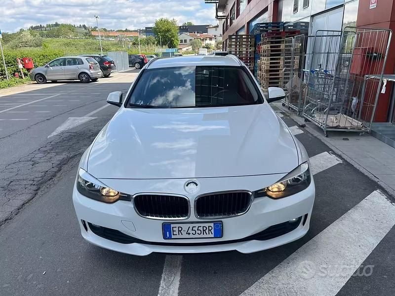 Usata BMW 318 143 CV (105 kW) 2013 Bianco Station wagon